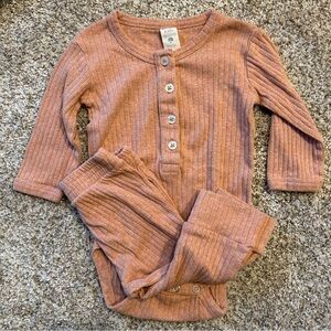 Kate Quinn 6-12mo ribbed set gender neutral